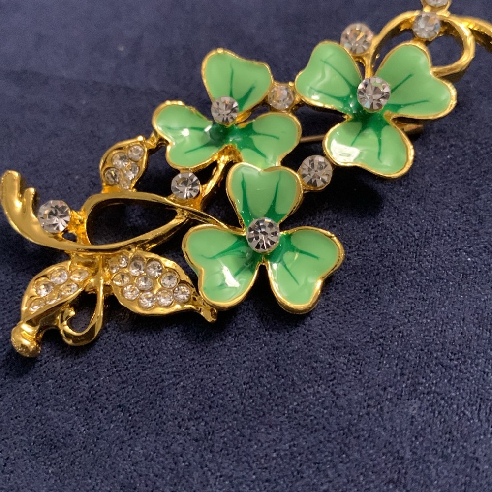 Brooch pin Backgreen Flower Brooch Pin Shawl Buckle - Picture 3 of 3